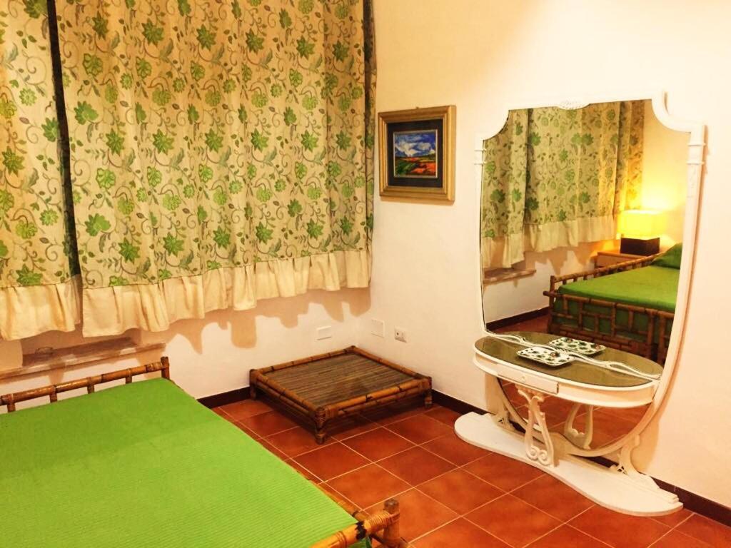 Villa Laura Sea View Apartments サンタ・マリア・ディ・カステッラバーテ 部屋 写真